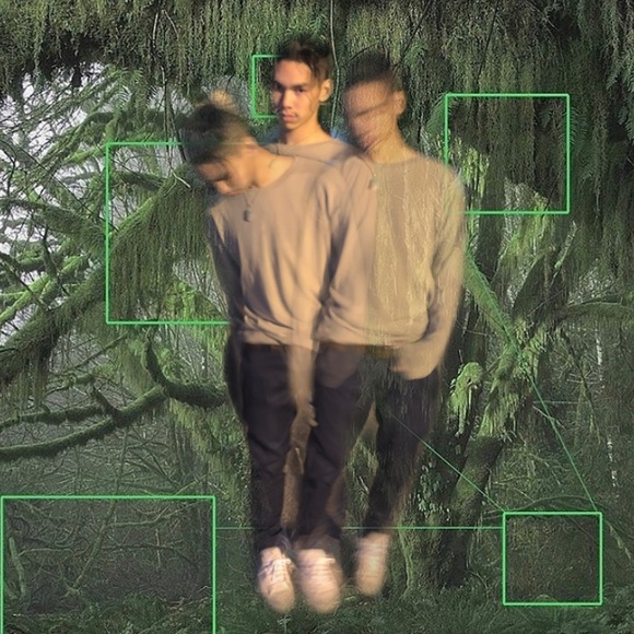 Meet your Posher, Adrian - Picture 1 of 4